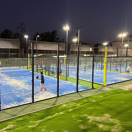 Piso Con Ac, Piscina Y Pista De Padel Y Tenis En Aguilas Exterior photo