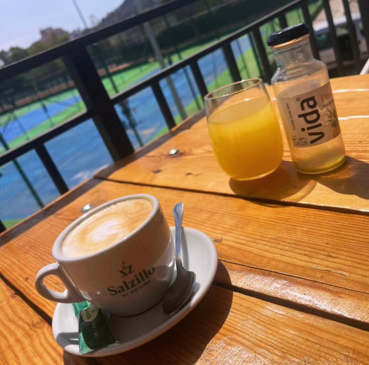 Piso Con Ac, Piscina Y Pista De Padel Y Tenis En Aguilas Exterior photo